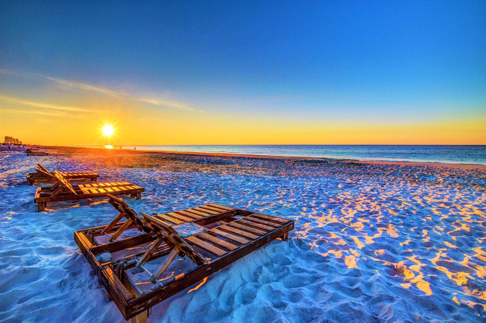 The Beach Is Only Steps Away Gulf Shores Esterno foto